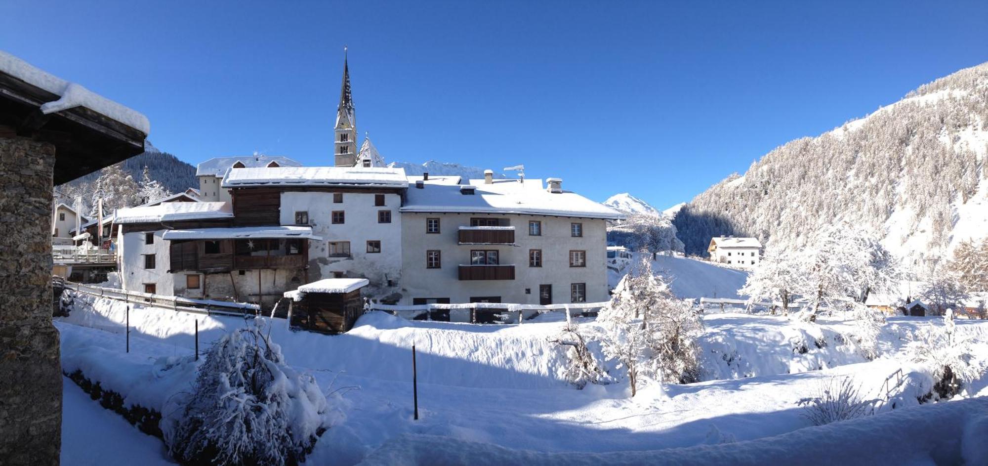 Chasa Jaro Bed & Breakfast Santa Maria Val Muestair Exterior photo